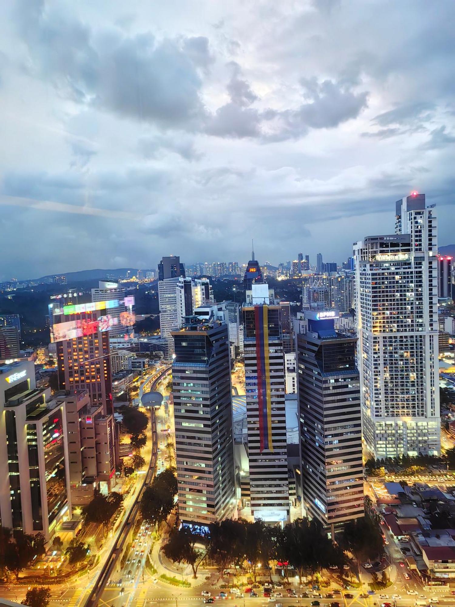 Platinum Suites Kuala Lumpur Exterior photo